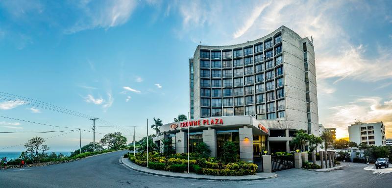 Crown Hotel Порт-Морсби Экстерьер фото
